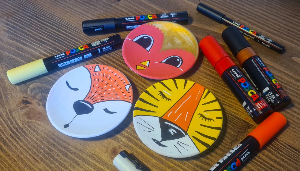 Make quirky animal plates with POSCA paint pens