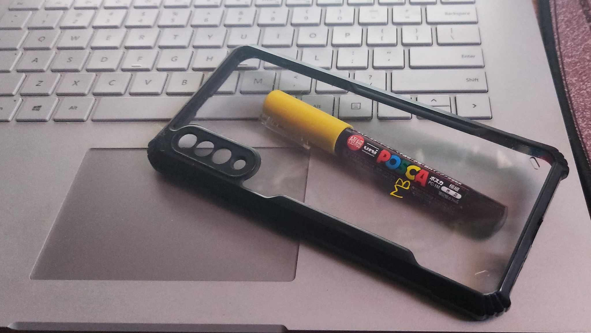 Unleash Your Creativity: How to Transform Your Cell Phone Case with Posca Paint Pens